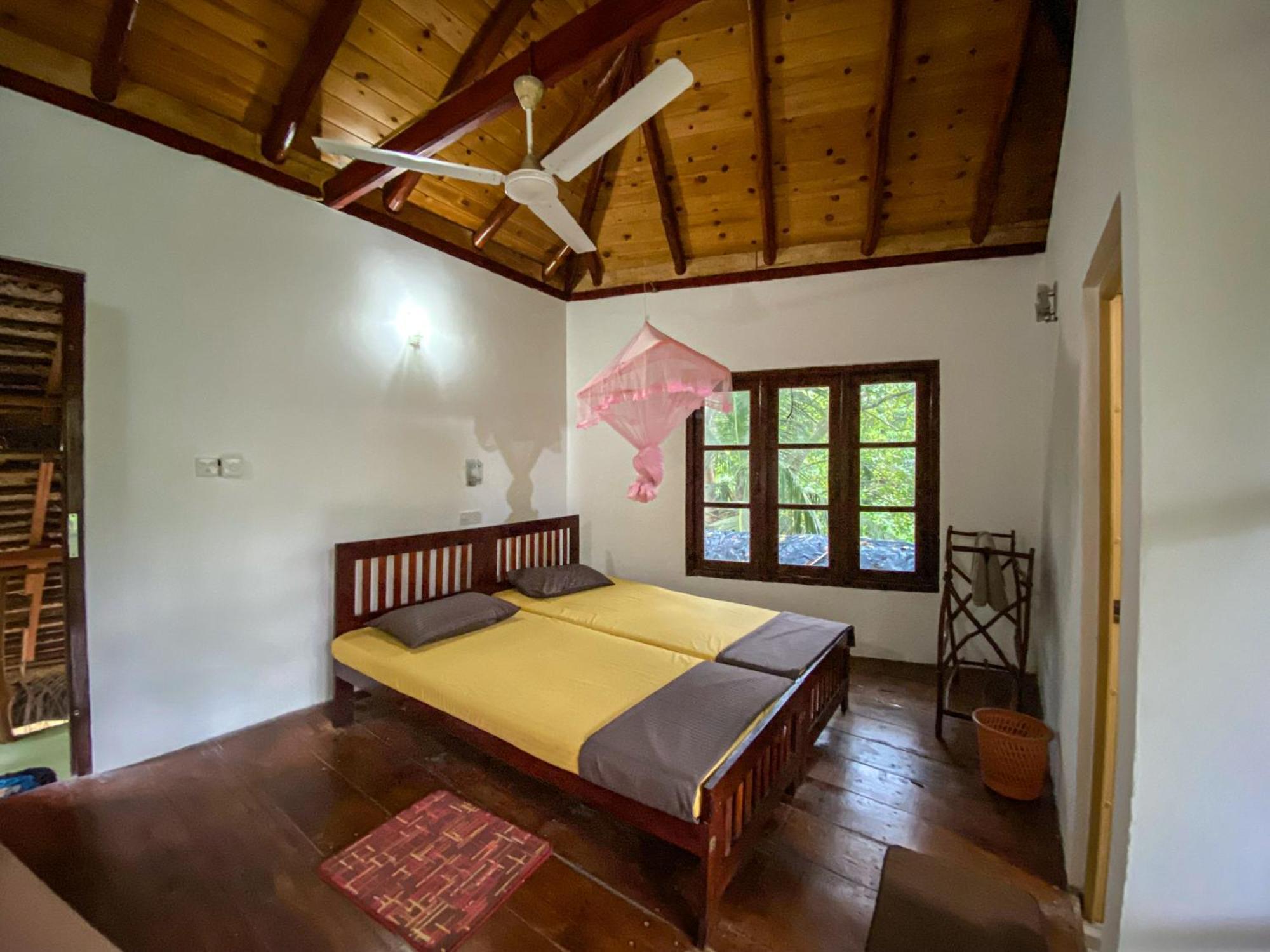 Seasons Four Eco Friendly Treehouse Guest House Matara Exterior photo