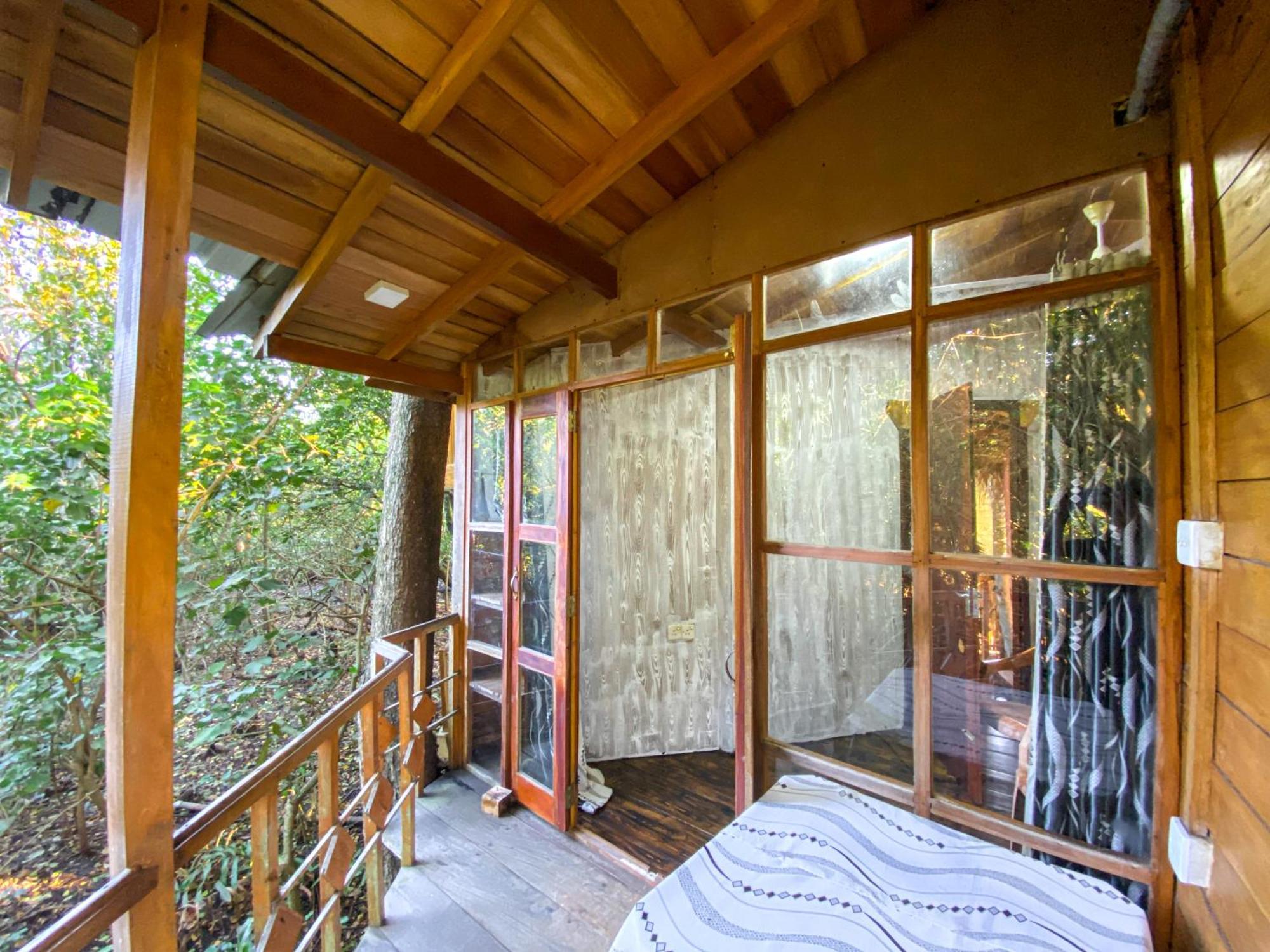 Seasons Four Eco Friendly Treehouse Guest House Matara Exterior photo